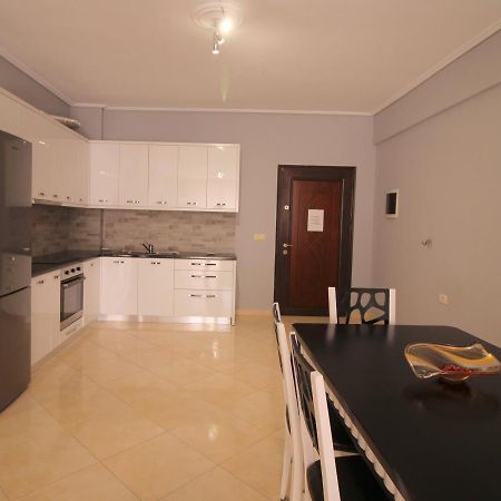 Mece Apt. Apartment Sarandë Exterior foto